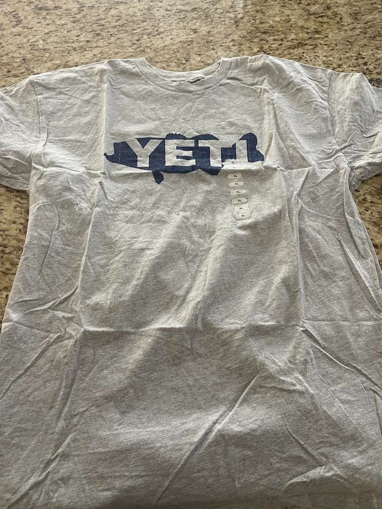YETI Logo Badge Short Sleeve T-Shirt Athletic Heather