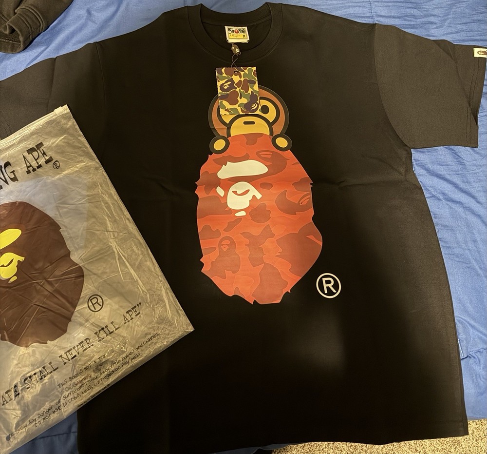 A Bathing Ape BAPE Men’s XL Black Crew Neck Graphic Logo T-Shirt NWT