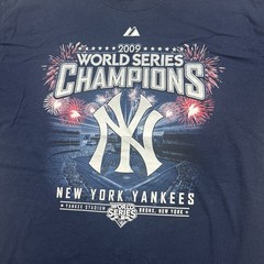 2009 Gildan Ultra Cotton New York Yankees Navy T Shirt Men’s Size L Large