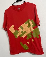 Uniqlo, Men Short Sleeve Nintendo Red Mario 8-Bit Graphic Shirt Top, Medium