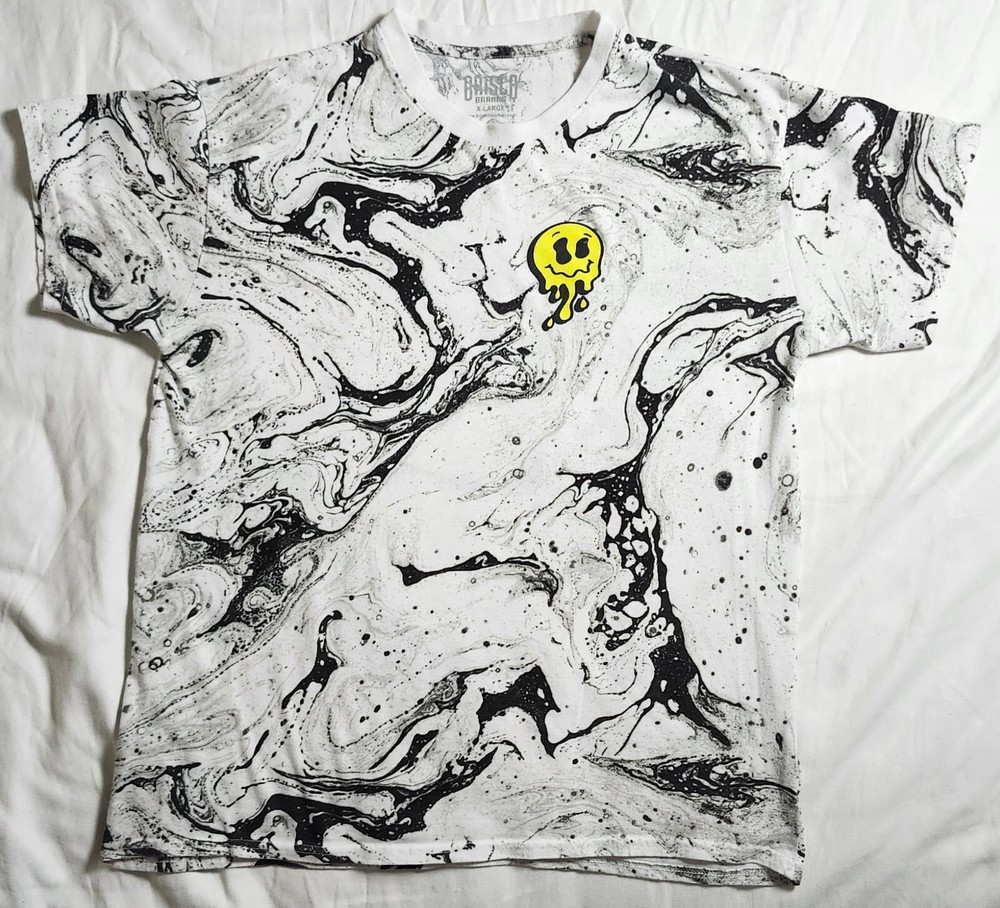 Brisco Brands Men’s Crew Neck T Shirt Size XL All Over Print Black White