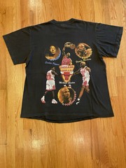 Vintage 90’s Chicago Bulls Rap Tee XXL TOP Single Stitch Hip Hop Jordan Rodman