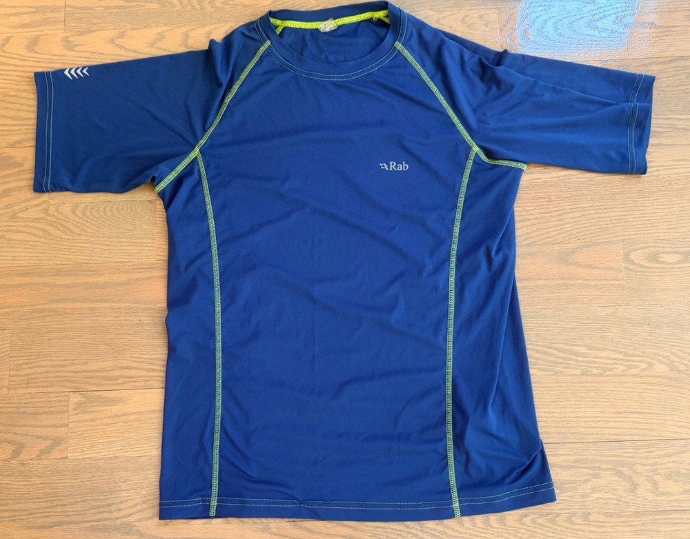 RAB Aeon T-shirt men’s short sleeve Base Layer climbing hiking Tech Tee Large