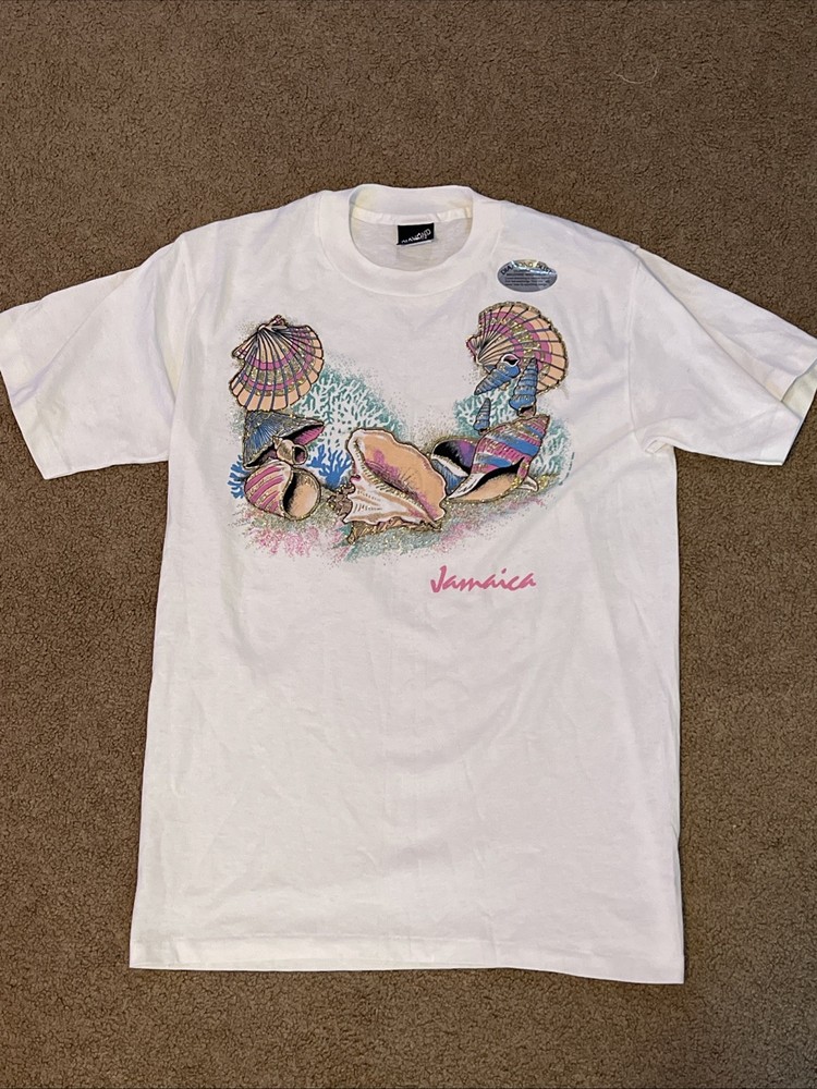 Vintage 90s Men’s M T-shirt Single Stitch Seashells Diamond Dust detail USA
