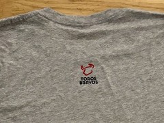 Running Of The Bulls Pamplona Men’s Large T-shirt. Brand New