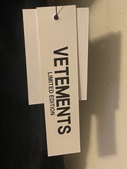 Vetements T Shirt Size large Men’s 58$ By Drill Clothing