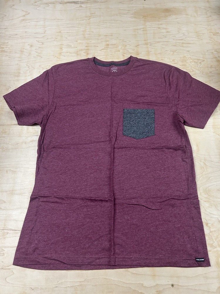 Volcom Collectible Short Sleeve Shirt with Pocket – Men’s XL