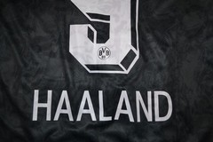 T Shirt Football Borussia Dortmund Puma Black Yellow Large Haaland 9