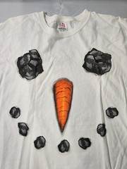 Size XXL – Vintage Christmas Snowman Face T-Shirt Dec 25th coal and a carrot