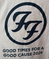 Foo Fighters Hope United LA Mission Charity T Shirt Medium Good Cause 2026