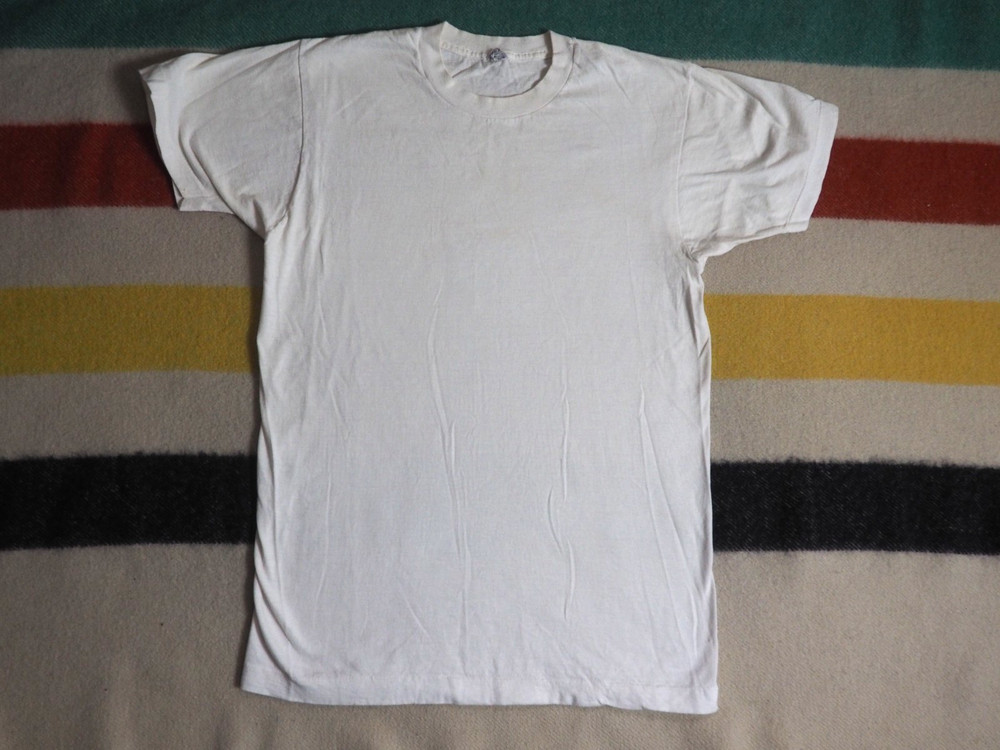 VTG 70s BVD All Cotton Distress Grunge USA Made White Blank Tee T-Shirt Mens M