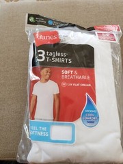 NEW MENS HANES 3 TAGLESS T SHIRT SIZE SM. WHITE LAY FLAT COLLAR.
