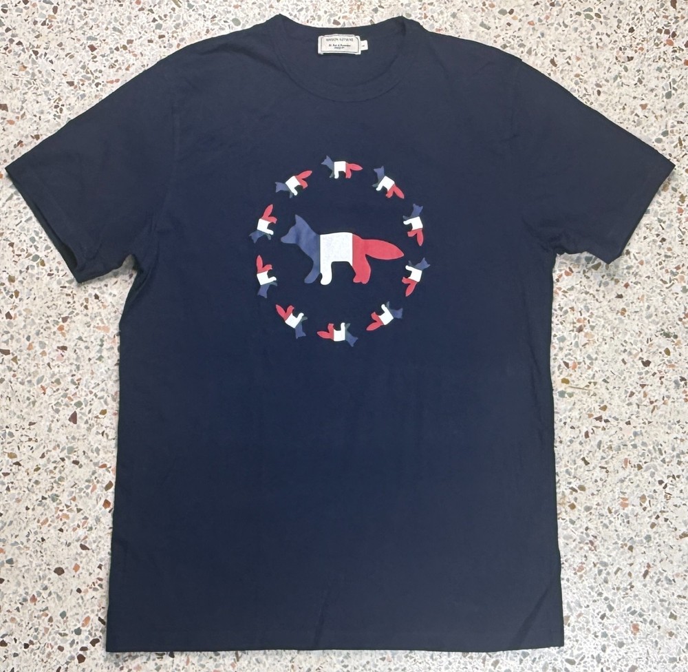 Maison Kitsune Men’s Red White & Blue Fox Pattern Short Sleeve T-Shirt Size L