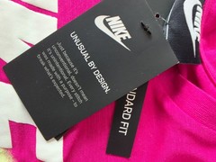 NIKE SPORTSWEAR WORLD TOUR L/S SHIRT FIREBERRY PINK MEN’S SZ L. DA0629-615 GLOW