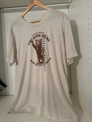 New Never Worn COCAINE BEAR t-shirt From Kentucky’s Number 1 Tourist Attraction!
