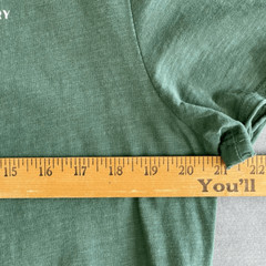 Refinery T-Shirt Mens Large Green Henley Raw Hem Tee Casual Outdoors Streetwear