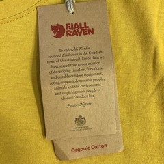 Fjallraven Mens Logo T-shirt Ochre Yellow Organic Cotton Blend Size XL NWT