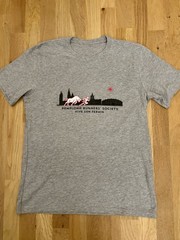 Running Of The Bulls Pamplona Men’s Large T-shirt. Brand New