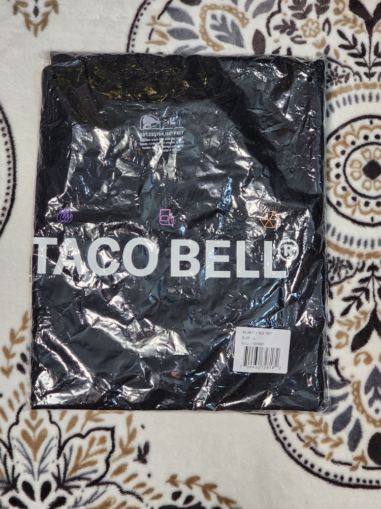 Taco Bell Employee Black T-shirt Size Large