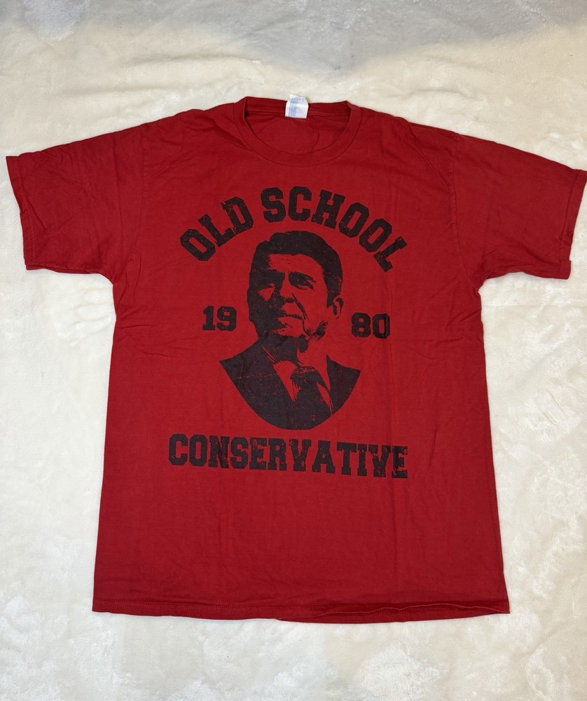 Old School Conservative Ronald Reagan – Red Shirt – L