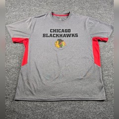 Chicago Blackhawks Gray and Red T-Shirt Size XL #147