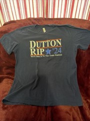 Yellowstone Navy Blue Dutton Rip 24 Take It To the Train Station Tee Unisex L