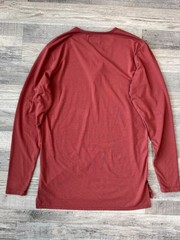 Cuts Split Hem Men’s Light Red Long Sleeve T Shirt Size Medium Stretch A50