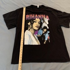 Rihanna Shirt Mens XL Black Galaxy Graphic Tee T-Shirt Pop Music Singer R and B