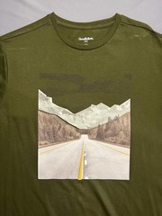 Goodfellow Mens T-Shirt Short Sleeve Graphic L Green Mountain Highway Road NEW