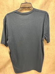 NWT Travis Mathew Beerly Beloved Golf Tee Shirt Men Medium Blue Graphic Crewneck