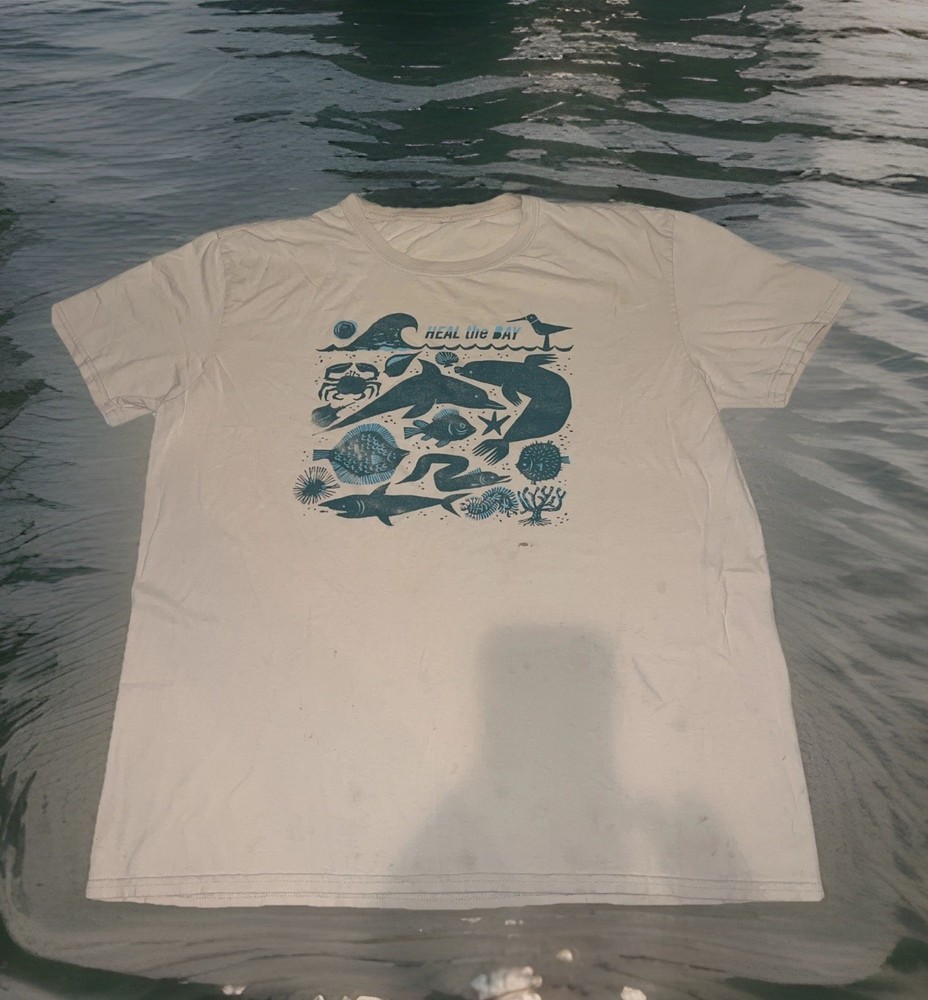 Santa Monica Heal the Bay Waves Crabs Shark Dolphin Logos Shirt XL Beige Vintage