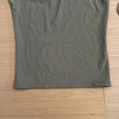 Dri-Duke Men’s Size M Moisture Control Compression USGI Military Tan T-Shirt
