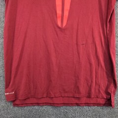 Nike Dri Fit Men’s T Shirt Red Size L PolyCotton Triangle Logo