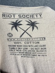 Riot Society Beige Tan Brown T-shirt Japanese Kanji Hibiscus Flower Floral MED