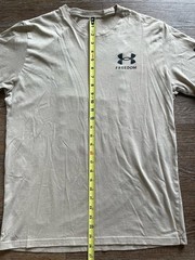 Under Armour UA Freedom Shirt Tan Desert Flag Logo Loose Medium HeatGear US Flag
