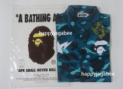 A BATHNIG APE Men’s COLOR CAMO WARM UP SS SHIRT 1M30132314 bz