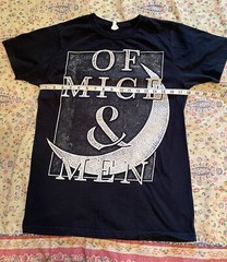 Of Mice and Men T-shirt Medium Metal Rock Band Crescent Moon Logo Black emo