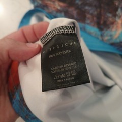 Vie + Riche Paris Abstract Color Camo Print Polyester T-Shirt Size Medium mlm