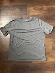Under Armour Loose Fit T-Shirt Mens XL Gray Heat Gear Small Logo
