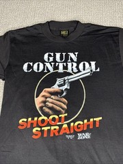 Vintage T Shirt Gun Control 1991 Just Brass Inc. SHOOT STRAIGHT WAR ZONE. Size L