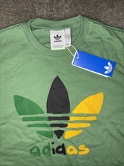 NEW MEN’S ADIDAS ORIGINALS MULTI COLOR TREFOIL SHIRT SIZE Small #IZ2571