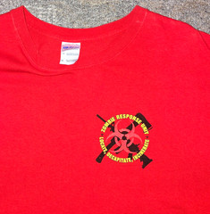 Vintage Rare! ZOMBIE RESPONSE UNIT T-Shirt in Bright RED Men’s Sz XL EUC