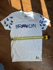 Brooklyn Graphic Tee Good fellow & Co size S V-Neck Short Sleeve Cotton Knit