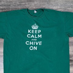 Keep Calm Chive On Green White Crown Mens Short Sleeve Shirt 2X 2011 Original
