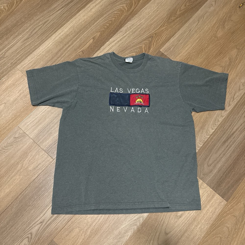Grey Las Vegas Nevada T-shirt Size XL Embroidered