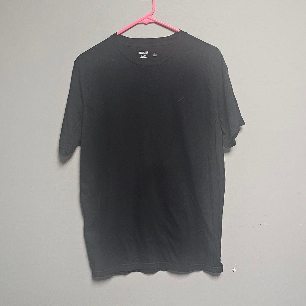 Hollister-co Men’s Black and Grey T-shirt