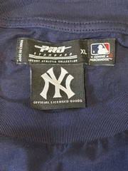 Pro Standard New York Yankees MLB T-Shirt Men’s XL Navy Blue Embroidered Logo