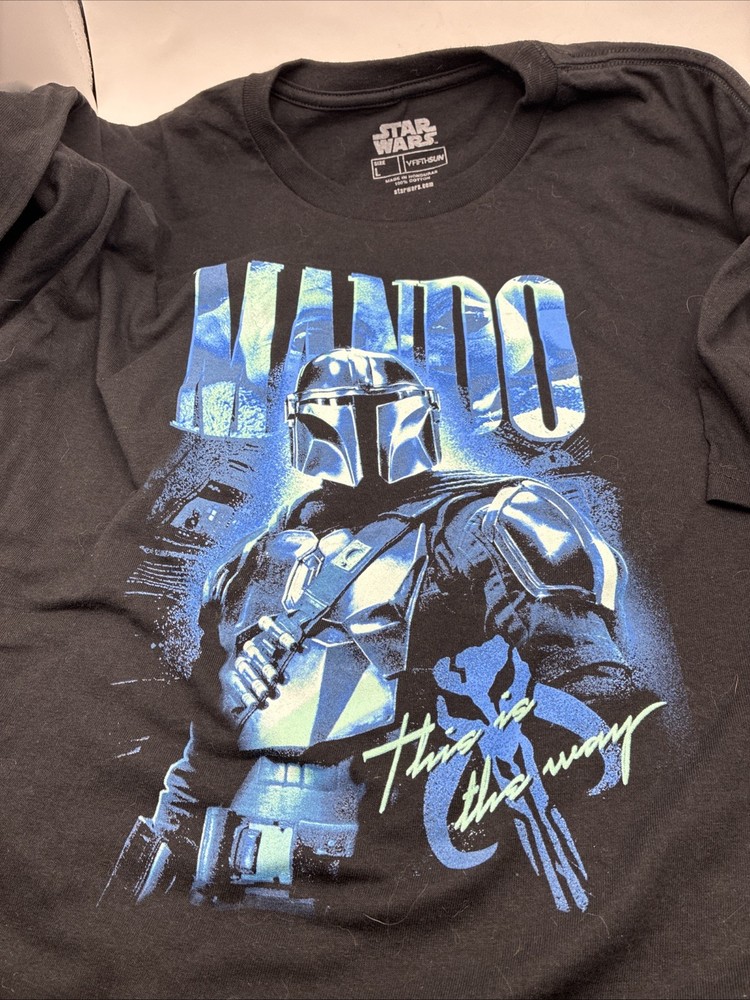 Star Wars The Mandalorian Heavyweight T-Shirt One Side , Graphic Size Large