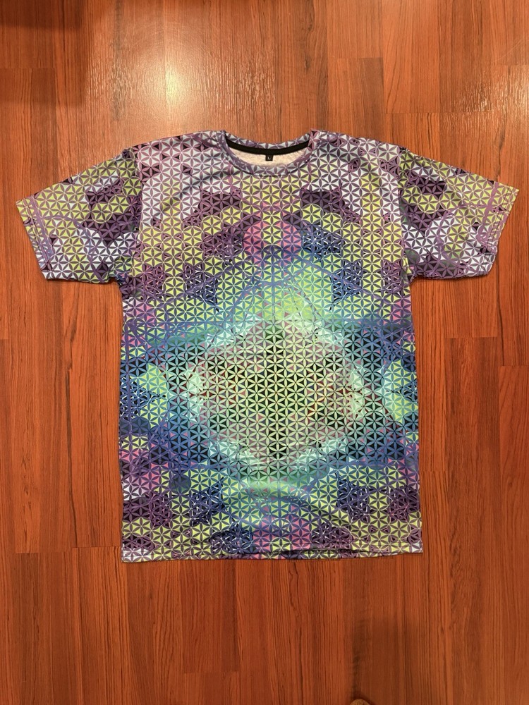 Abstract Geometric Pattern Illusion Rave Festival Neon Men’s Shirt L Large