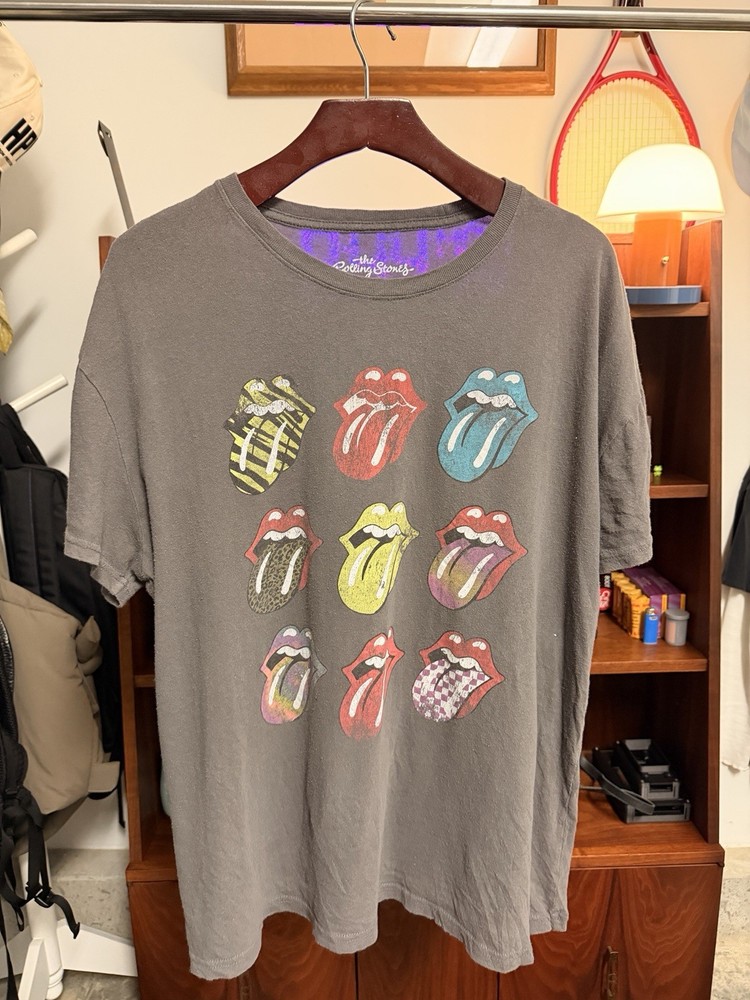 Rolling Stones T-Shirt Men’s XL Gray Graphic Tee Multi-Logo Tongue Distressed